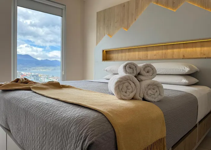 Infinity View Pent House I